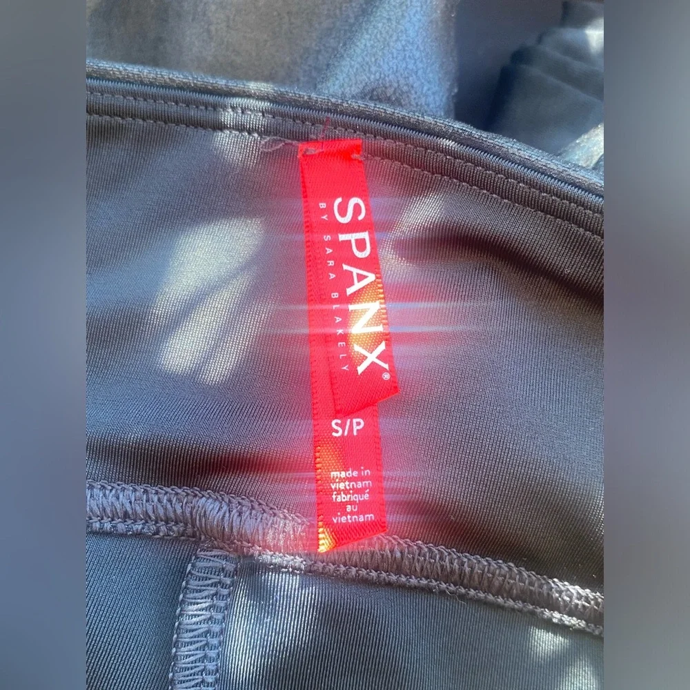 SPANX Faux Leather Leggings Black, Small - Picture 9 of 10